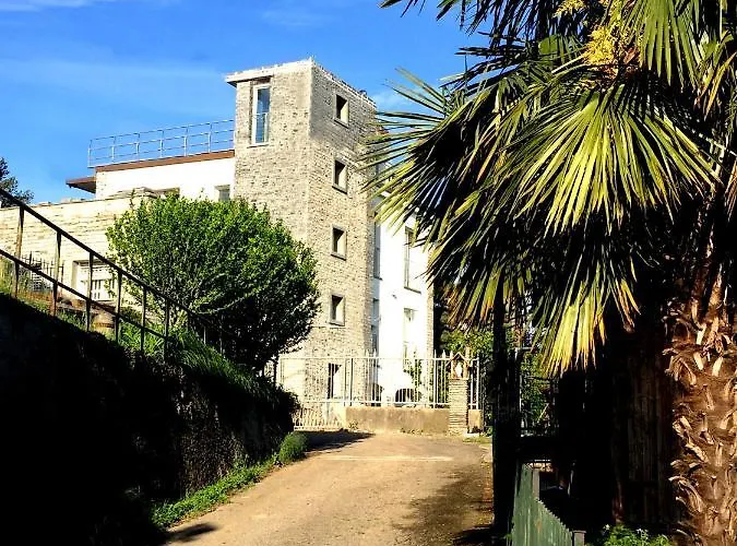 - Cardano Apartmán *